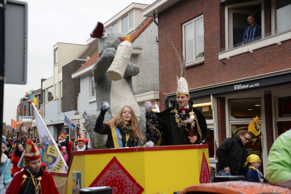 ../Images/Kinder optocht 2015 050.jpg